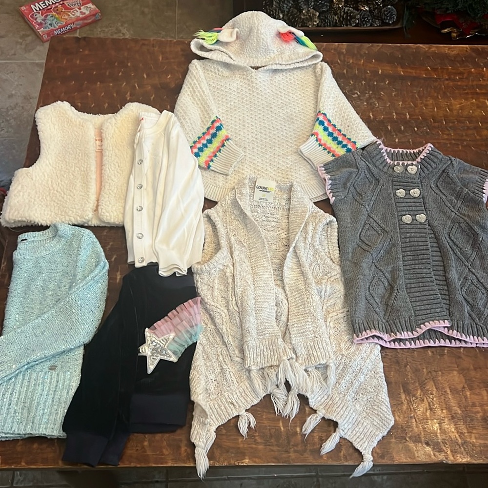 Girls sweater bundle - OshKosh, Guess, Cat and Jack and more